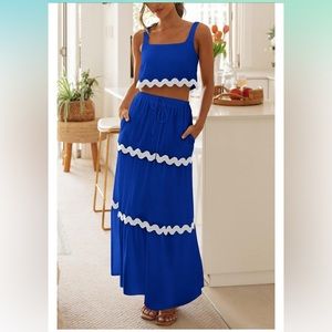 Pretty Garden Set Rick Rack Skirt and Top Sz M